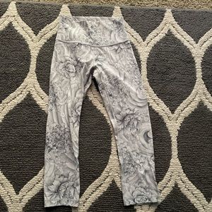 Lululemon Under wonder cropped Leggings